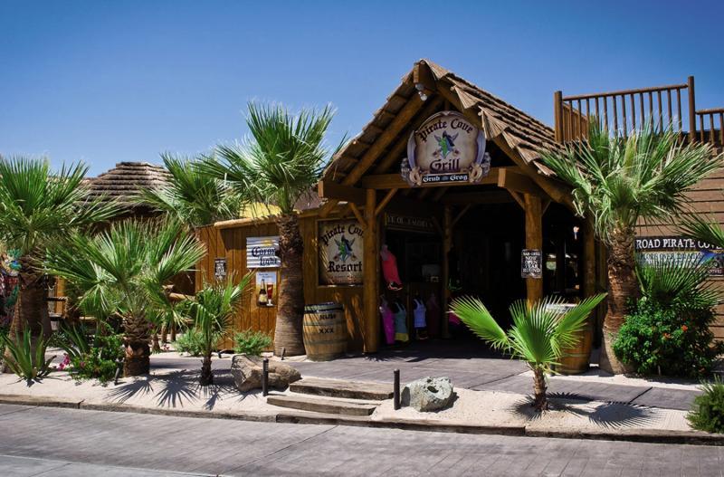 Pirate Cove Resort & Marina Needles Exterior photo